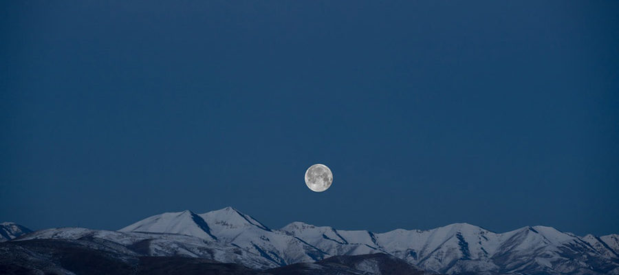 Marcher sous la pleine lune