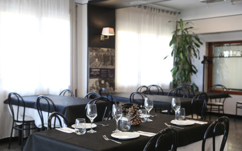 Hostal & Restaurant La Canonja