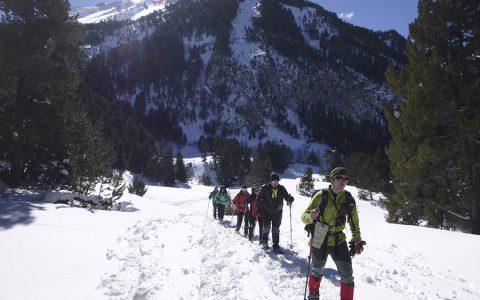 Raquetas. Descubre lagos y valles de origen glaciar